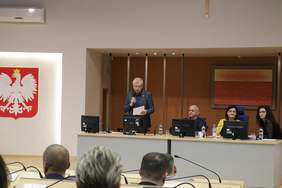 Pokaż zdjęcie: Otwarcie konferencji - Bogdan Dombrowski Dyrektor biura Związeku Gmin Pomorskich.