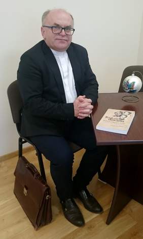 Pokaż zdjęcie: Ksiądz mgr Bogdan Kordula – dyrektor Caritas Archidiecezji Krakowskiej