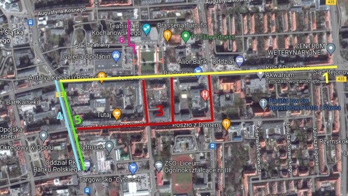 Plan centrum miasta Opola z zaznaczonymi zmianami w organizacji ruchu w związku z przejazdem kolarzy przez miasto; szczegóły dot. zmian w organizacji ruchu opisano w treści komunikatu
