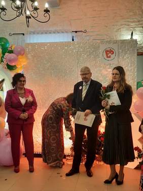 Pokaż zdjęcie: Uhonorowanie dyrektora Łódzkiego Oddziału PFRON