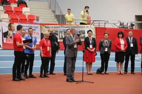 Pokaż zdjęcie: wystąpienie Władysława Skwarki Dyrektora Oddziału Łódzkiego PFRON 