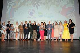 Pokaż zdjęcie: Wyróżnienia