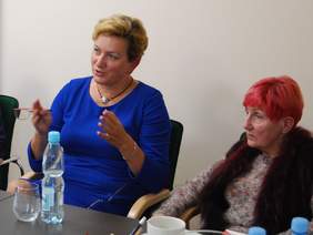 Pokaż zdjęcie: Konsultacje, które odbyły się w Oddziale po podpisaniu umów