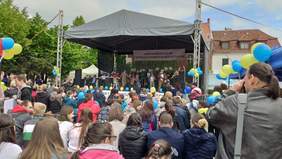 Pokaż zdjęcie: Uczestnicy obchodów Dnia Godności w Myślenicach 