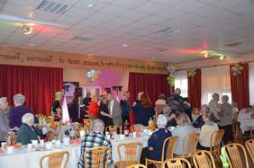 Pokaż zdjęcie: Uczestnicy Balu Karnawałowego w Domu Pomocy Społecznej przy ul. Bukowskiej w Poznaniu