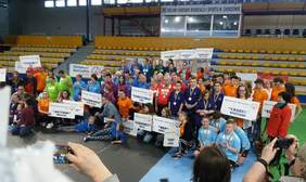 Pokaż zdjęcie: Drużyny