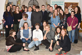 Pokaż zdjęcie: uczestnicy projektu Wolontariatu Koleżeńskiego Mary i Max