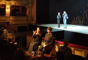 Pokaż zdjęcie: Obchody IV Małopolskiego Dnia Osób Niepełnosprawnych tłumaczone na polski język migowy