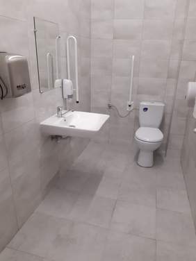 Pokaż zdjęcie: Wyremontowana łazienka w SOSW w Dębnie