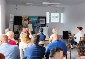 Pokaż zdjęcie: Spotkanie z przedstawicielami władz Powiatu Gryfińskiego i  stowarzyszeń działających w regionie