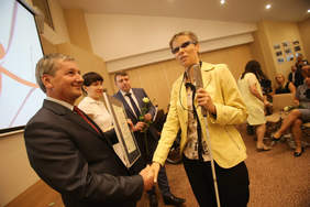 Pokaż zdjęcie: 1_XI_edycja_Konkursu_Regionalnego_Lodo_amacze_2016_Na_zdj_ciu_Hanna_Pasterny_LODO_AMACZ_SPECJALNY_2016_Jan_Wro_ski_Dyrektor_.jpg