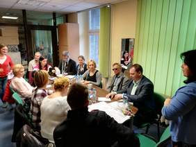 Pokaż zdjęcie: Uczestnicy spotkania