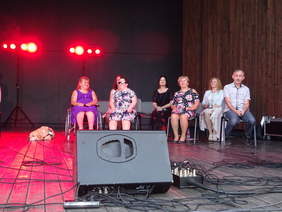 Pokaż zdjęcie: Uczestnicy koncertu "Widzieć muzyką" w Horyńcu-Zdroju