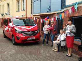 Pokaż zdjęcie: Podziękowania Dyrektor DPS