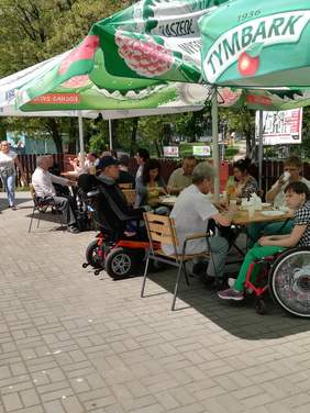 Pokaż zdjęcie: Uczestnicy Akademii Niezależnego Życia