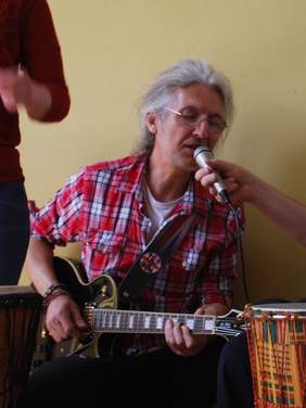 Pokaż zdjęcie: Tarnowski muzyk Wojciech Klich