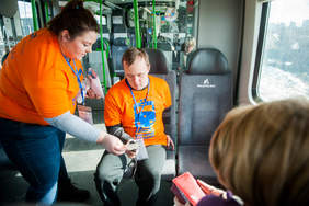 Pokaż zdjęcie: Akcja „Mam pociąg do działania” fot. Krzysztof Kalinowski/LoveKrakow.pl 