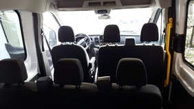 Pokaż zdjęcie: Nowe auto Ośrodka Wsparcia w Leopoldowie,fot.Starostwo Powiatowe w Rykach