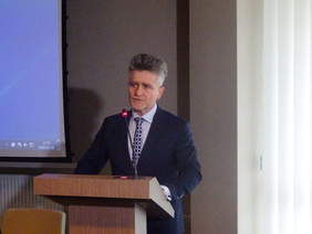 Pokaż zdjęcie: Senator RP- Krzysztof Słoń przemawia