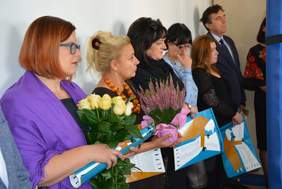 Pokaż zdjęcie: Uczestnicy uroczystości