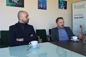 Pokaż zdjęcie: Od lewej: Bartosz Blaschke – reżyser i Marcin Kurek – producent „Mediabrigade”