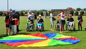 Sportowe zmagania uczestników