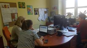 Pokaż zdjęcie: warsztaty dla pracodawców prowadzone przez pracownika Oddziału Łódzkiego PFRON - Ewę Kaczmarkiewicz