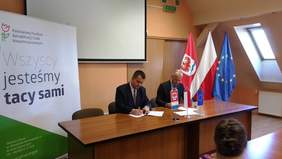 3 nowe mikrobusy do przewozu osób niepełnosprawnych w powiecie słubickim 