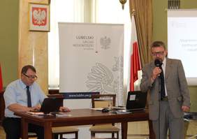 Pokaż zdjęcie: Seminarium prowadził Łukasz Żmuda Dyrektor Oddziału Opolskiego PFRON