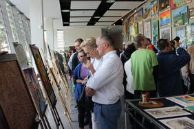 Pokaż zdjęcie: Wystawa prac konkursowych