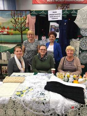 Pokaż zdjęcie: Stoisko