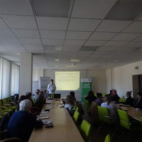 Pokaż zdjęcie: Drugą część szkolenia poprowadził p. Marcin Wrona