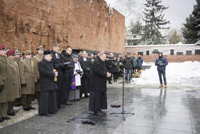Pokaż zdjęcie: obchody 73 rocznicy spalenia więźniów radogoszcza i zakończenia okupacji niemieckiej w Łodzi