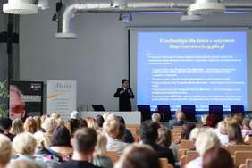 Pokaż zdjęcie: Prelekcja konsultanta ROM-E Metis Sebastina Koczy