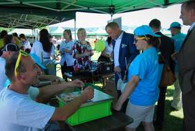 Pokaż zdjęcie: Stoisko Spółdzielni Socjalnej Osób Prawnych Ekoakcja z Podegrodzia
