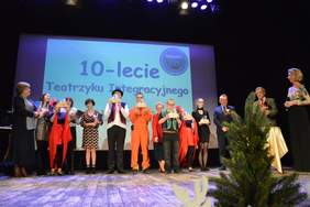 Pokaż zdjęcie: Występy z okazji 10 - lecia Teatrzyku Integracyjnego