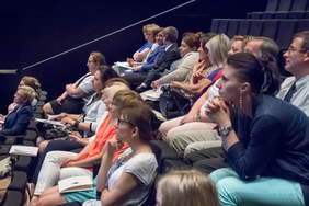 Pokaż zdjęcie: Uczestnicy konferencji