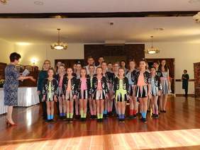 Pokaż zdjęcie: Występy taneczne