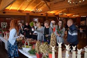 Pokaż zdjęcie: Świąteczny Kiermasz Rękodzieła w Śremie