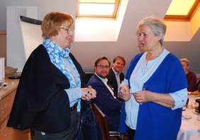 Pokaż zdjęcie: Od lewej: dyrektor Marta Mordarska oraz prezes Alina Perzanowska