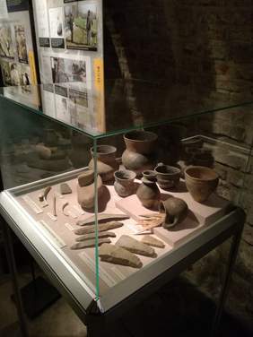 Pokaż zdjęcie: Ekspozycja w Muzeum Archoelogicznym w Krakowie