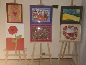 Pokaż zdjęcie: Wystawa prac złożonych do Konkursu Plastycznego w Oddziale Opolskim PFRON 