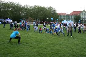 „Dzień Niebieskiego Latawca” na Jasnych Błoniach w Szczecinie 