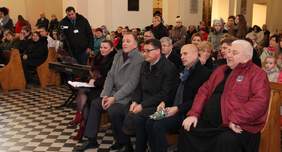 Pokaż zdjęcie: zaproszeni goście, przedstawiciele władz lokalnych z całego regionu łódzkiego