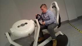 Wizyta w Centrum Nowoczesności - Młyn Wiedzy w Toruniu. Zdjęcie pochodzi ze zbiorów własnych Toruńskiego Towarzystwa Autyzmu.