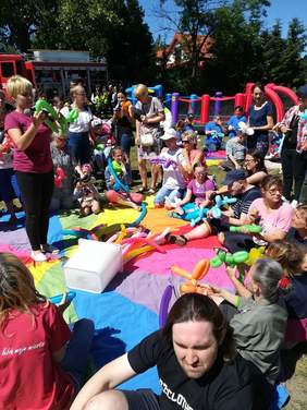 Pokaż zdjęcie: XIV Piknik w „Radości”  ze strażakami i motocyklistami