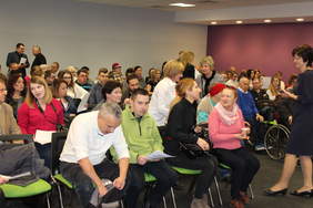 Pokaż zdjęcie: Uczestnicy inauguracji Targów