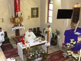 Zdjęcie z uroczystej mszy świętej koncelebrowanej przez Księdza Prezesa Tadeusza Isakowicza-Zaleskiego i Księdza Proboszcza Adama Machowskiego