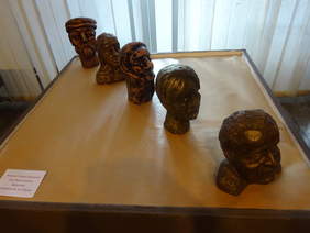 Prace prezentowane na wystawie ceramiki artystycznej w Rzeszowie