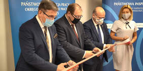Pokaż zdjęcie: Uroczyste otwarcie grudziądzkiego oddziału Okręgowego Inspektoratu Pracy w Bydgoszczy